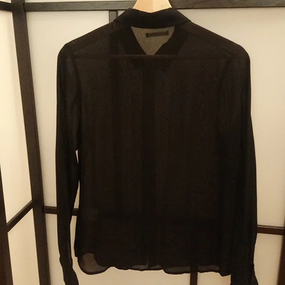 Violet top from Reformation - Picture 7 of 11